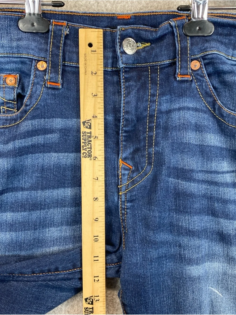 True Religion Men's Geno Relaxed Slim Fit Jeans Sz 36x31 Stretch subtle FLAW